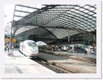 pict4918 * (Germany,Köln,Köhn Hbf), Our train to Holland at Köhn Hbf * 2560 x 1920 * (2.64MB)