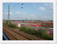 pict5036 * (Germany,Köln), Railyard near Köne Messe station * 2560 x 1920 * (2.27MB)