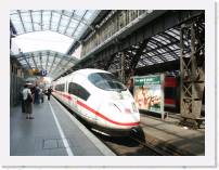 pict5146 * (Germany,Köln), Platform 1, Köln Hauptbahnhof, Our ICE 126 service. * 2560 x 1920 * (2.57MB)