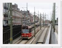 pict5224 * (Holland, Den Haag), Grote Markt entrance to tram tunnel. * 2560 x 1920 * (2.25MB)